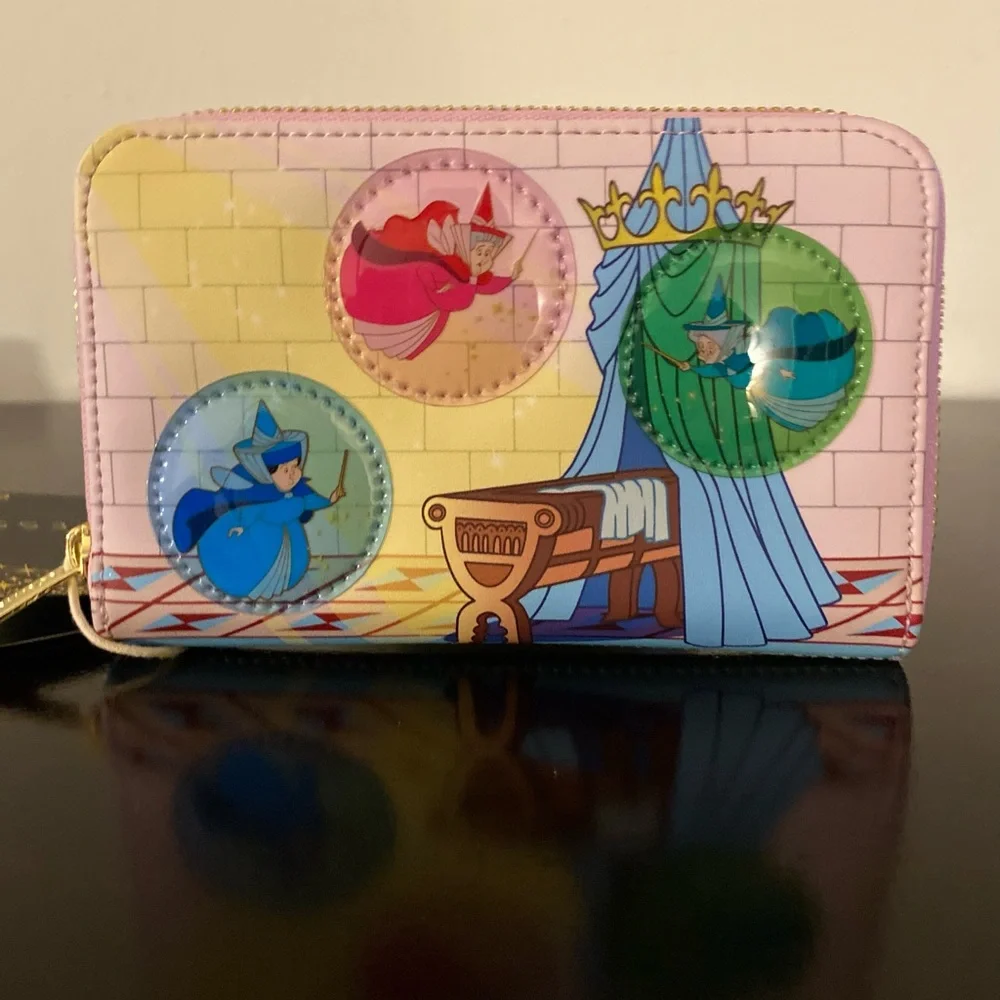 Disney Loungefly Wallet - Picture 4 of 4